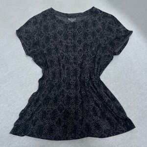 Athleta Snake Skin Short Sleeve Top